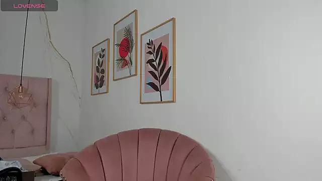 kamila11_ from StripChat is Freechat