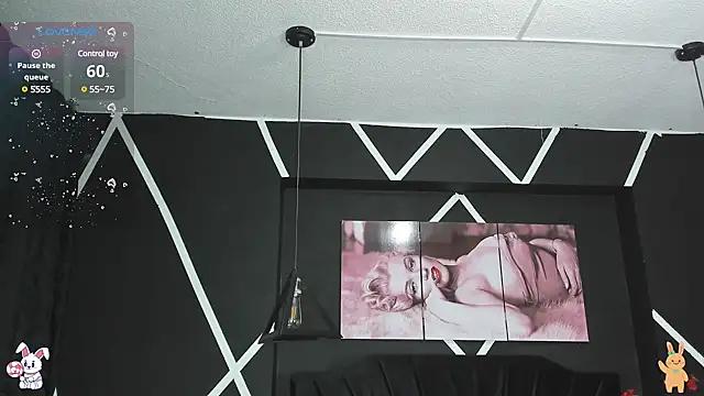 Girls: Stay up-to-date with the new immersive cumshows range and check-out the cutest escorts exhibit their wet clitoris and sweet physiques as they strip off and climax.