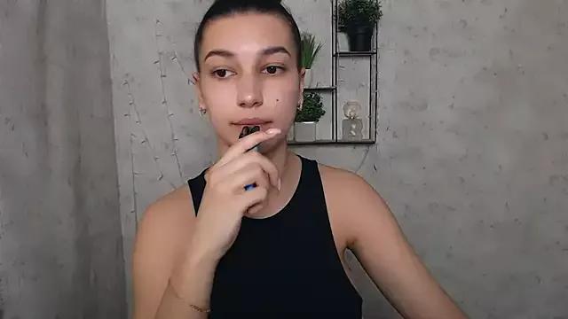 KarolinaRosse_ from StripChat is Freechat