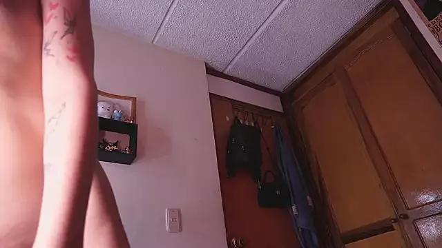 Katyroronoa from StripChat is Freechat