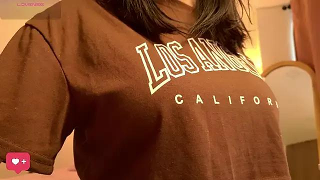 KaylaCollinsX from StripChat is Freechat