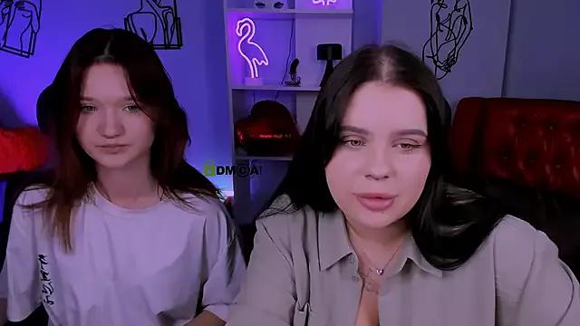 kitty_kris from StripChat is Freechat