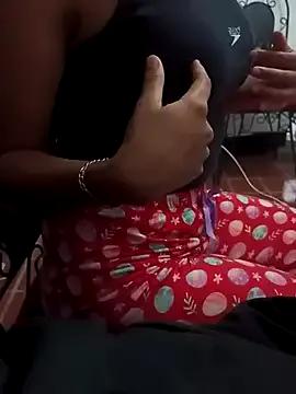 Kittyping17 from StripChat is Freechat