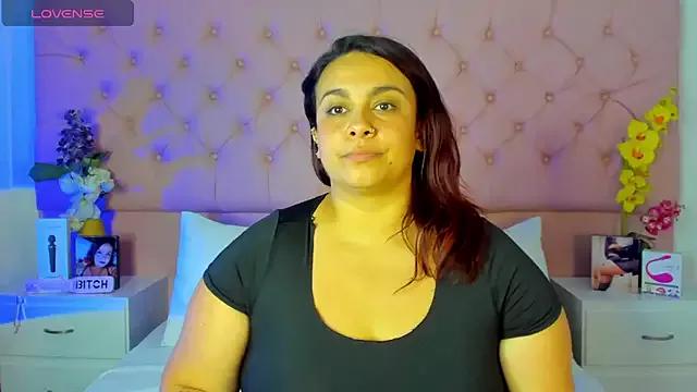 KourtneyEvans from StripChat is Freechat