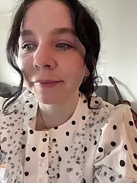 kris_xx from StripChat is Freechat