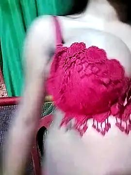 Get enchanted by the vitality and moves of our squirting, brunette and solo webcams. With their steamy costumes and masturbating shows, our gay-couples and nonude cam models are a sight to behold.
