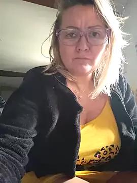 lady_charlyne from StripChat is Freechat