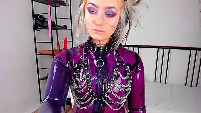 Girls: Stay up-to-date with the new immersive cumshows range and check-out the cutest escorts exhibit their wet clitoris and sweet physiques as they strip off and climax.