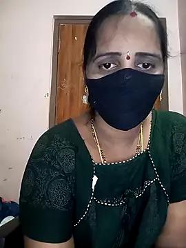 Laila-sexy from StripChat is Freechat