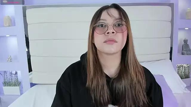 Lanna18 from StripChat is Freechat
