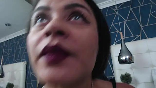 LaraKroff from StripChat