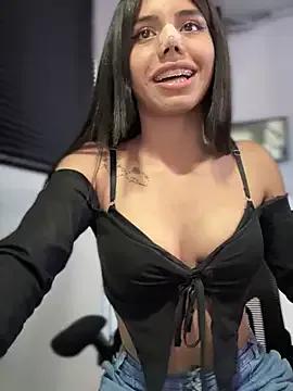 Girls ecstasy: Improve your chatting skills with these steamy streamers, and dive into the immersive world of exposed attraction.