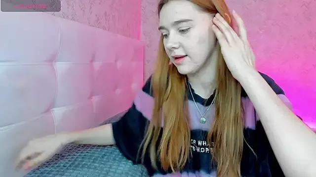 Lesi_Moonie01 from StripChat is Freechat