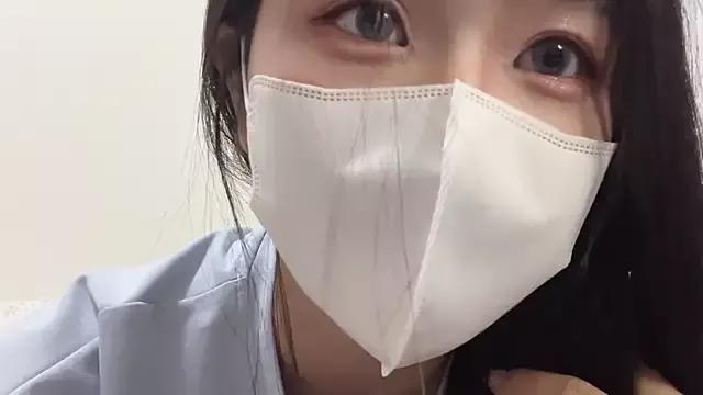 LHeart from StripChat is Freechat