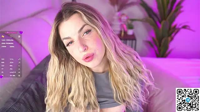 Girls ecstasy: Improve your chatting skills with these steamy streamers, and dive into the immersive world of exposed attraction.
