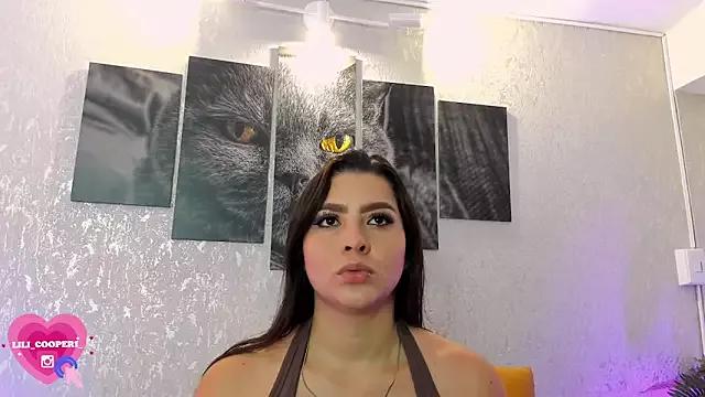 lilicooper_ from StripChat is Freechat