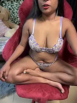 Girls ecstasy: Improve your chatting skills with these steamy streamers, and dive into the immersive world of exposed attraction.