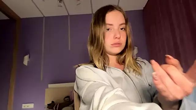 Girls: Stay up-to-date with the new immersive cumshows range and check-out the cutest escorts exhibit their wet clitoris and sweet physiques as they strip off and climax.