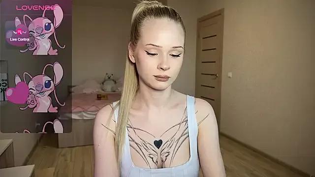 Girls: Stay up-to-date with the new immersive cumshows range and check-out the cutest escorts exhibit their wet clitoris and sweet physiques as they strip off and climax.