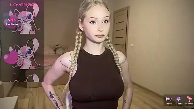 Girls: Stay up-to-date with the new immersive cumshows range and check-out the cutest escorts exhibit their wet clitoris and sweet physiques as they strip off and climax.