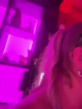 Photos of LizzyLush_ from StripChat is Freechat