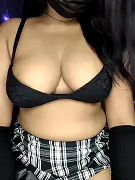 Love_Evaa from StripChat is Freechat