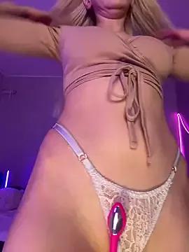 Girls: Stay up-to-date with the new immersive cumshows range and check-out the cutest escorts exhibit their wet clitoris and sweet physiques as they strip off and climax.