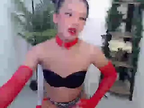 lovely_sofiaxx from StripChat is Freechat