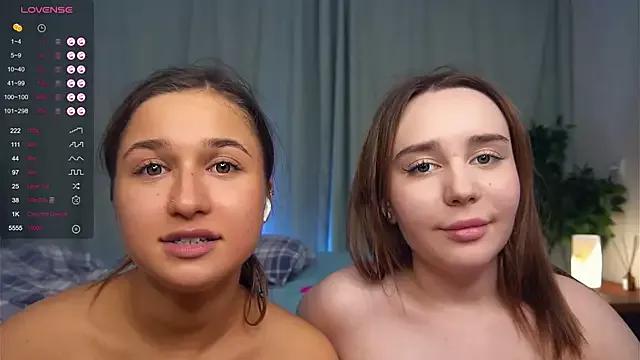 Get enchanted by the vitality and moves of our squirting, brunette and solo webcams. With their steamy costumes and masturbating shows, our gay-couples and nonude cam models are a sight to behold.