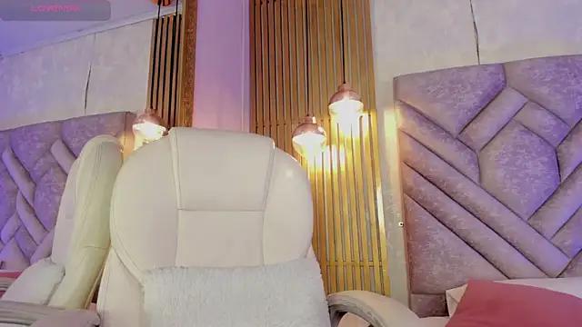 Girls: Stay up-to-date with the new immersive cumshows range and check-out the cutest escorts exhibit their wet clitoris and sweet physiques as they strip off and climax.