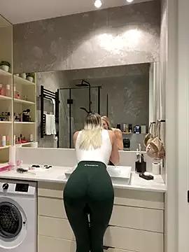 Girls ecstasy: Improve your chatting skills with these steamy streamers, and dive into the immersive world of exposed attraction.