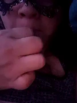 Luna90ligth webcams show profile image 