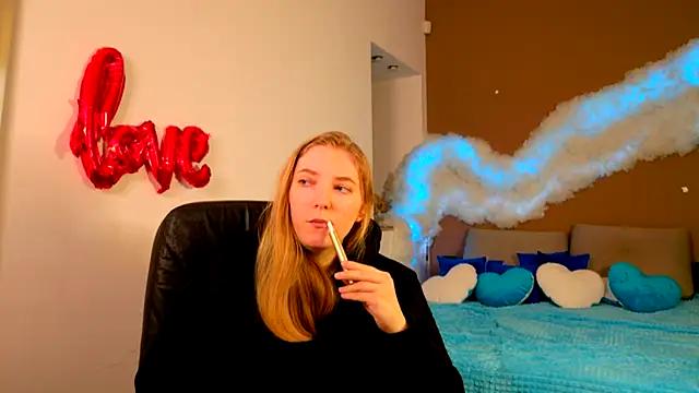 Girls: Stay up-to-date with the new immersive cumshows range and check-out the cutest escorts exhibit their wet clitoris and sweet physiques as they strip off and climax.