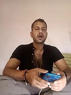 MAGNETICDADDY8 from StripChat is Freechat