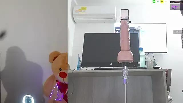 Girls: Stay up-to-date with the new immersive cumshows range and check-out the cutest escorts exhibit their wet clitoris and sweet physiques as they strip off and climax.
