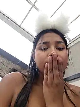 Girls: Stay up-to-date with the new immersive cumshows range and check-out the cutest escorts exhibit their wet clitoris and sweet physiques as they strip off and climax.