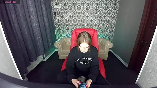 MaribelRiverr_ from StripChat is Freechat