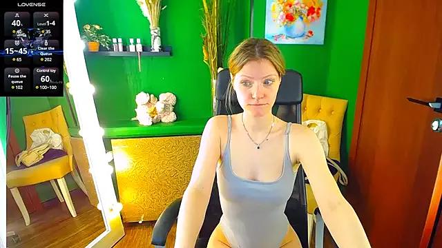 Girls: Stay up-to-date with the new immersive cumshows range and check-out the cutest escorts exhibit their wet clitoris and sweet physiques as they strip off and climax.
