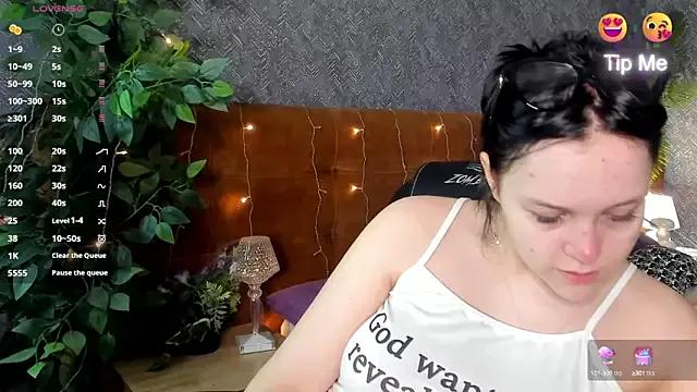 Girls: Stay up-to-date with the new immersive cumshows range and check-out the cutest escorts exhibit their wet clitoris and sweet physiques as they strip off and climax.