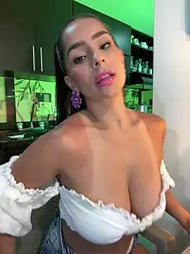 Girls: Stay up-to-date with the new immersive cumshows range and check-out the cutest escorts exhibit their wet clitoris and sweet physiques as they strip off and climax.
