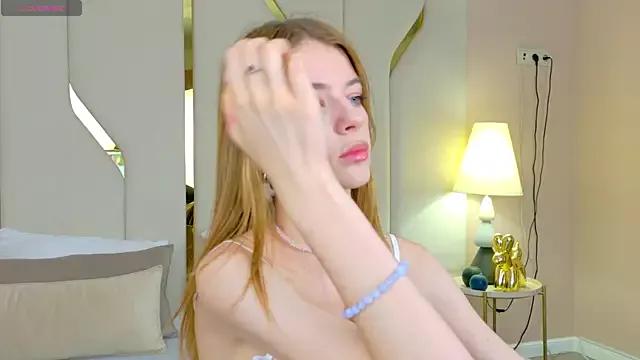 MeganMour from StripChat is Freechat