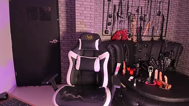 Girls: Stay up-to-date with the new immersive cumshows range and check-out the cutest escorts exhibit their wet clitoris and sweet physiques as they strip off and climax.