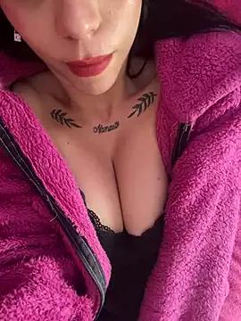 melisabunnny from StripChat is Freechat