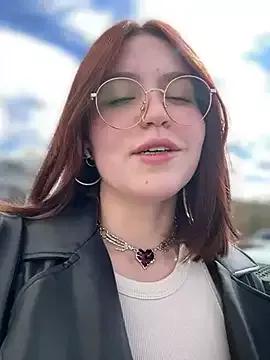 meow_girl from StripChat is Freechat