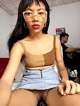 Photos of Mia_in_the_office from StripChat is Freechat