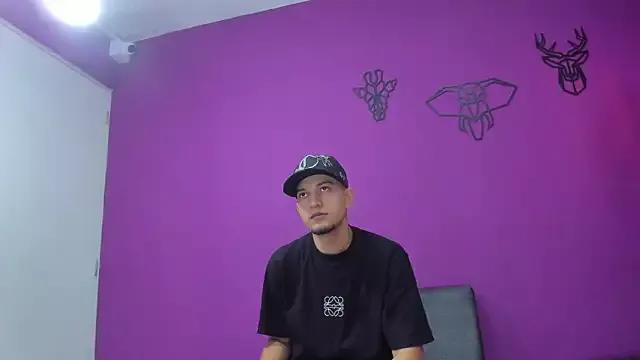 michael_hanna from StripChat is Freechat