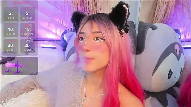 Girls ecstasy: Improve your chatting skills with these steamy streamers, and dive into the immersive world of exposed attraction.