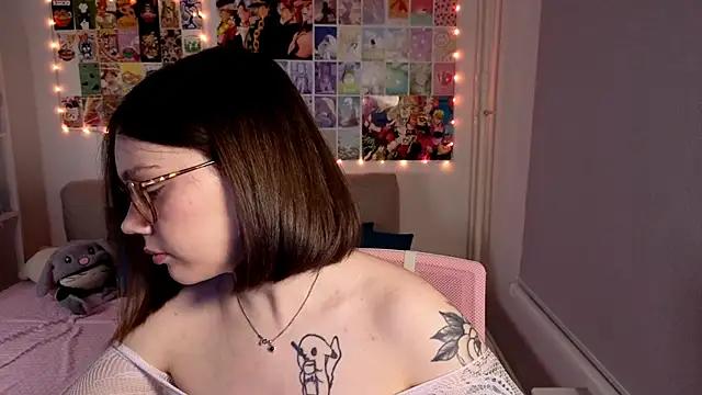 Girls: Stay up-to-date with the new immersive cumshows range and check-out the cutest escorts exhibit their wet clitoris and sweet physiques as they strip off and climax.