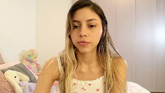 MissBecka_ from StripChat is Freechat