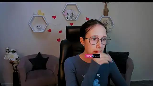 Girls: Stay up-to-date with the new immersive cumshows range and check-out the cutest escorts exhibit their wet clitoris and sweet physiques as they strip off and climax.